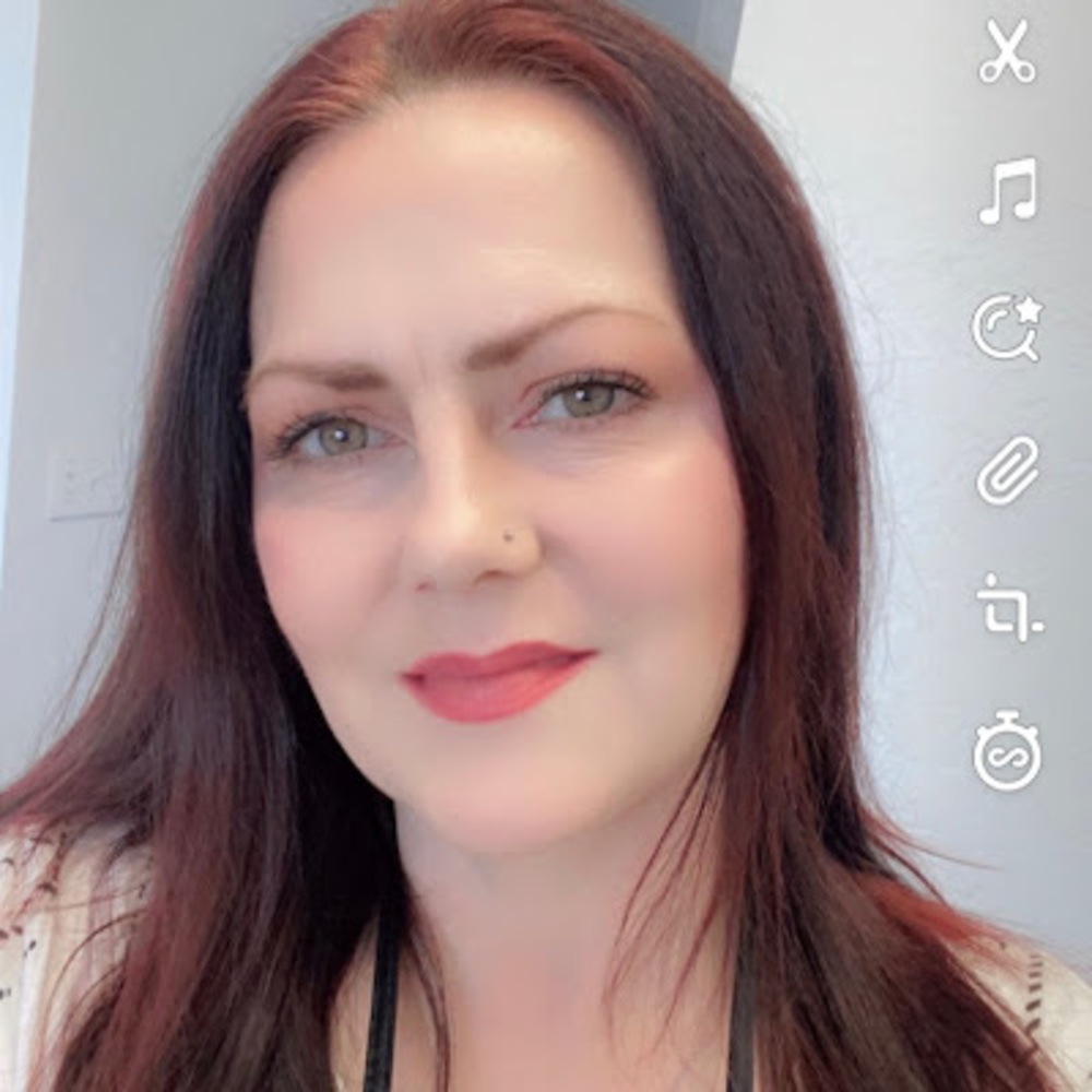 Meet your Posher, Janet